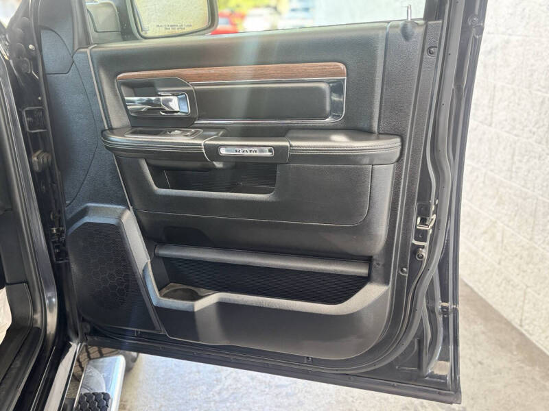 2016 RAM 1500 Laramie