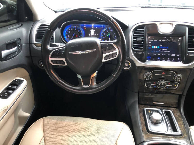 2018 Chrysler 300 Limited