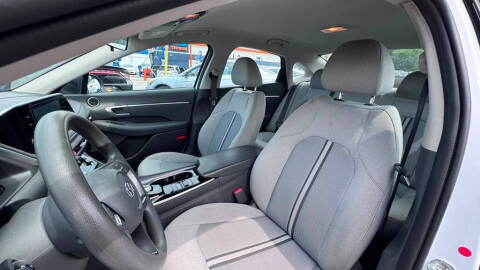 2021 Hyundai Sonata SE
