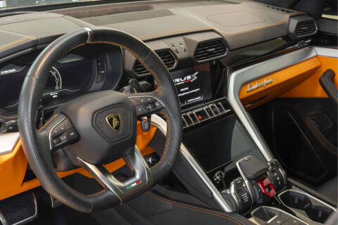 2024 Lamborghini Urus S