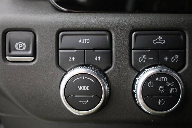 2025 GMC Sierra 1500 Elevation Standard