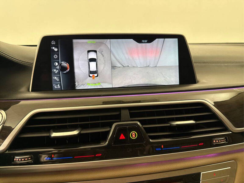 2017 BMW 7 Series 740i