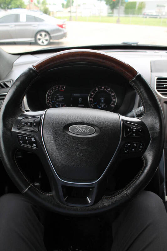 2018 Ford Explorer Platinum