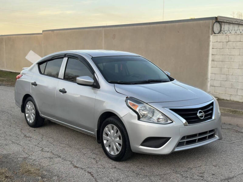 2016 Nissan Versa 1.6 SV