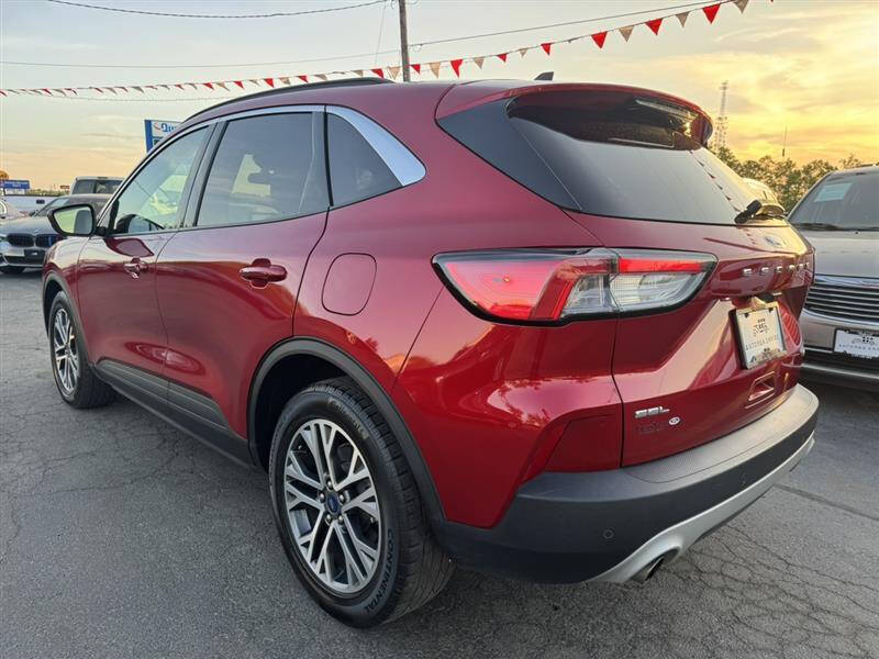 2020 Ford Escape SEL
