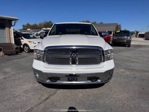 2018 RAM 1500 SLT