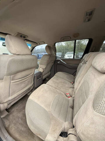 2011 Nissan Pathfinder SV