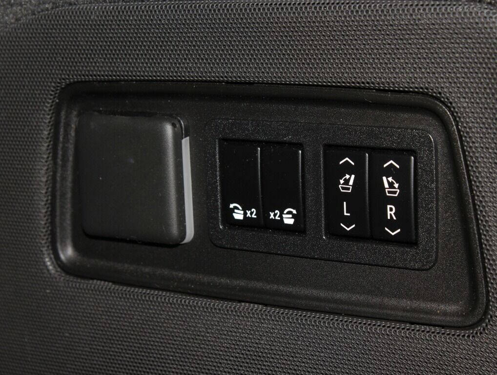 2022 CADILLAC Escalade SUV / Crossover - $105,995