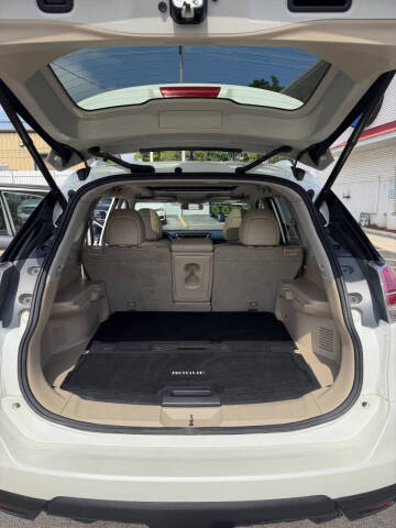 2016 Nissan Rogue SL