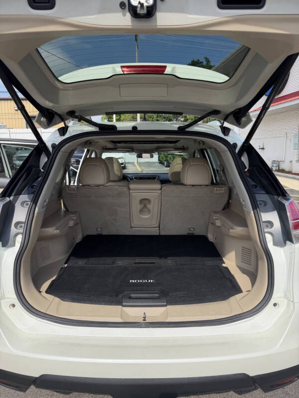 2016 Nissan Rogue SL