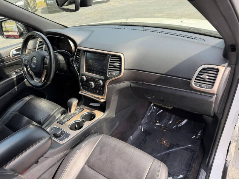 2017 Jeep Grand Cherokee