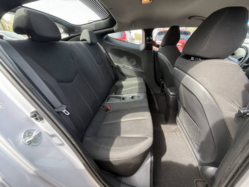 2017 Hyundai Veloster
