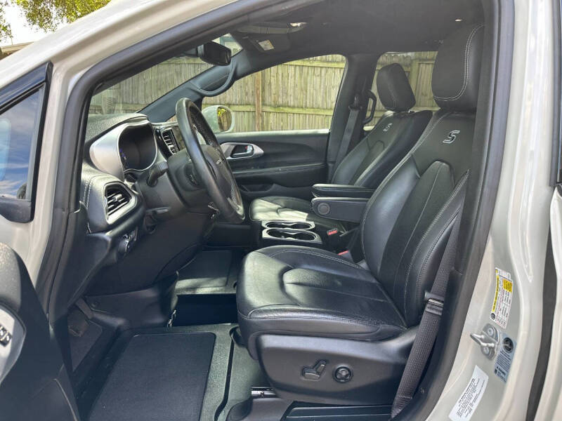 2021 Chrysler Pacifica Touring L