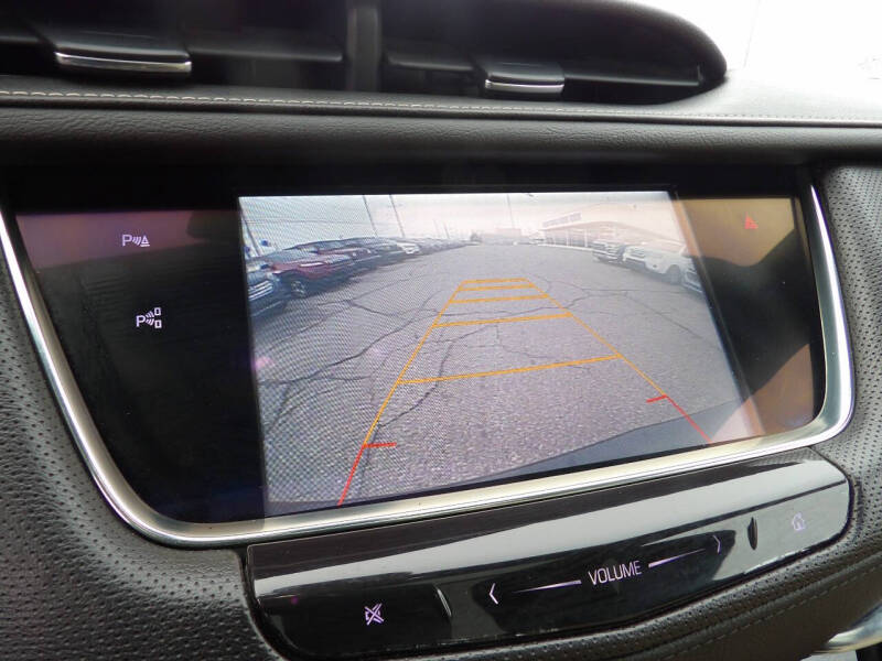 2017 Cadillac XT5 Premium Luxury