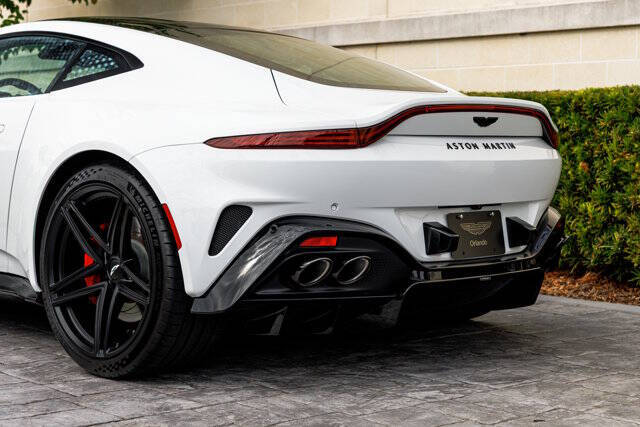 2025 Aston Martin Vantage