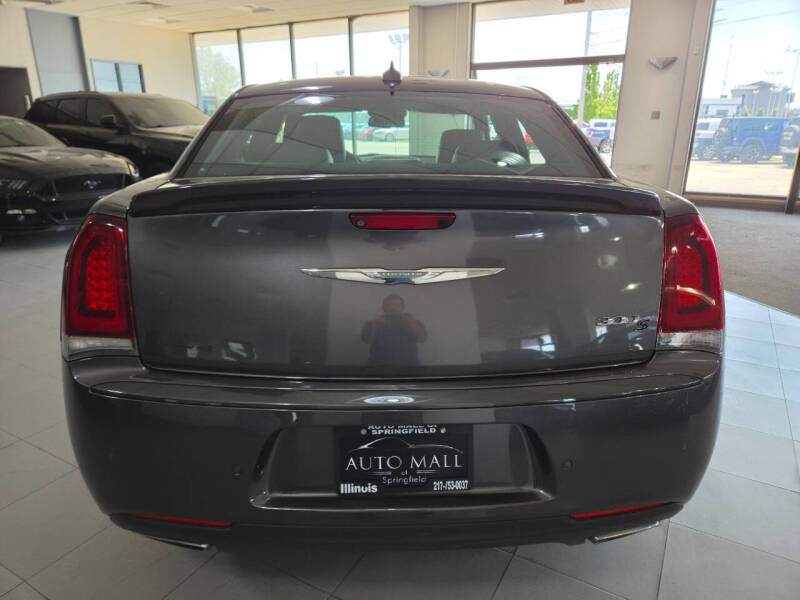 2015 Chrysler 300 S