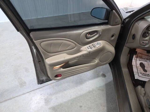 2000 Pontiac Bonneville SLE