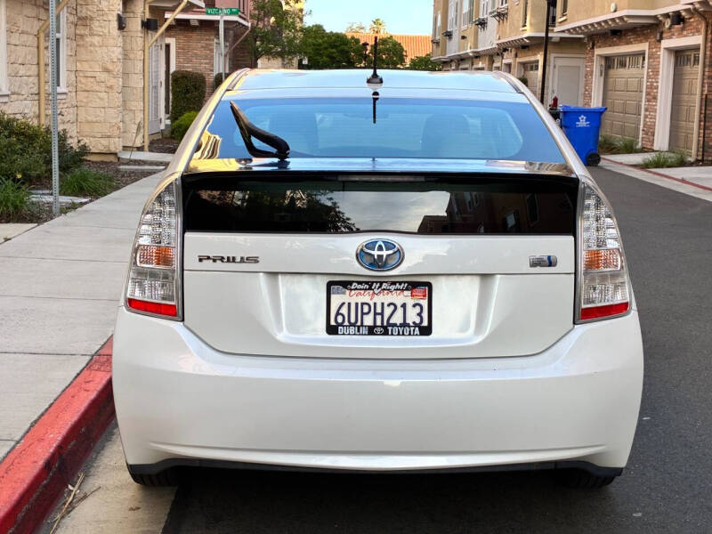 2011 Toyota Prius Three