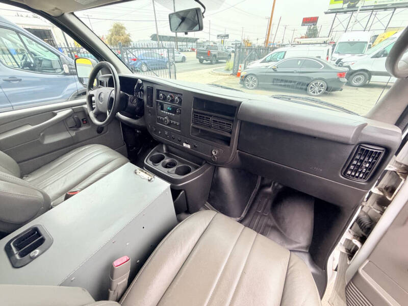 2013 Chevrolet Express 2500