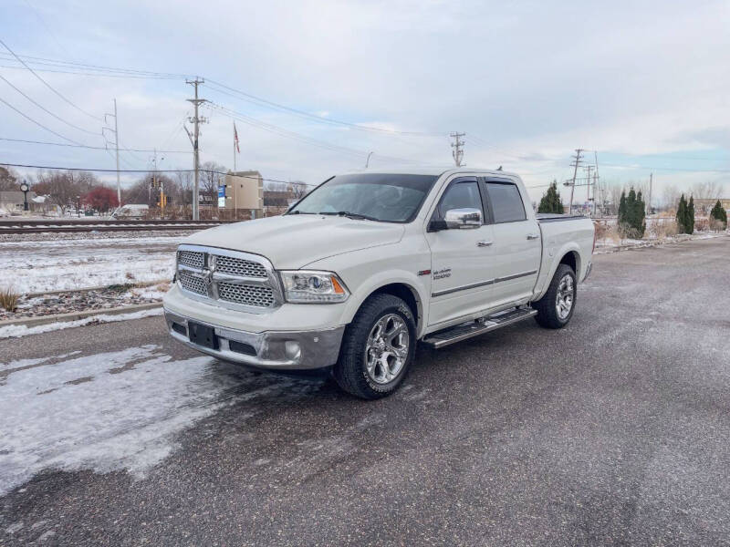 2017 RAM 1500 Laramie