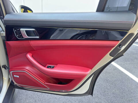 2021 Porsche Panamera 4 E-Hybrid