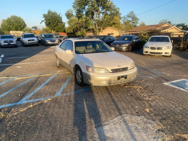 1999 Lexus ES 300