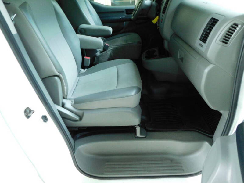 2015 Nissan NV