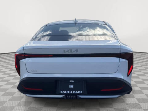 2025 Kia K4 LX