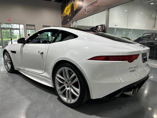 2016 Jaguar F-TYPE R