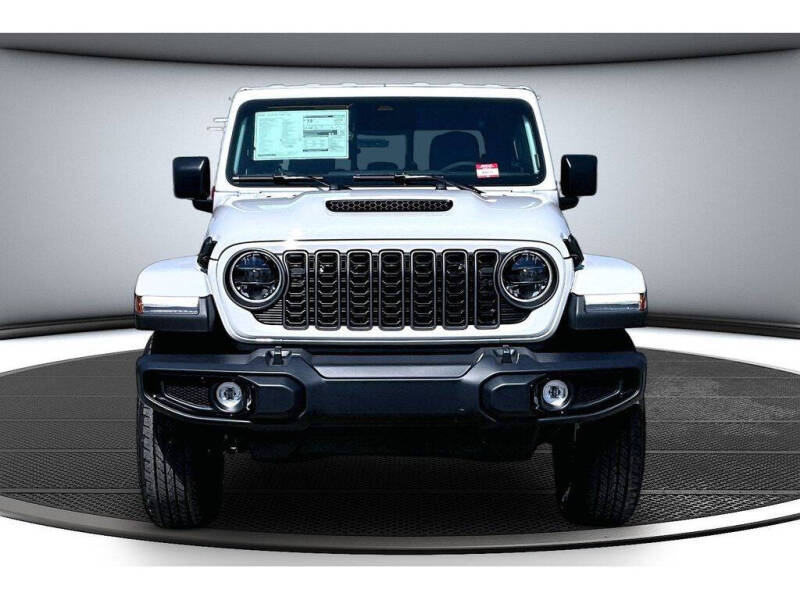 2026 Jeep Gladiator Sport S