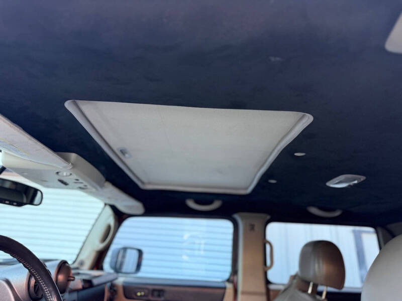2003 HUMMER H2