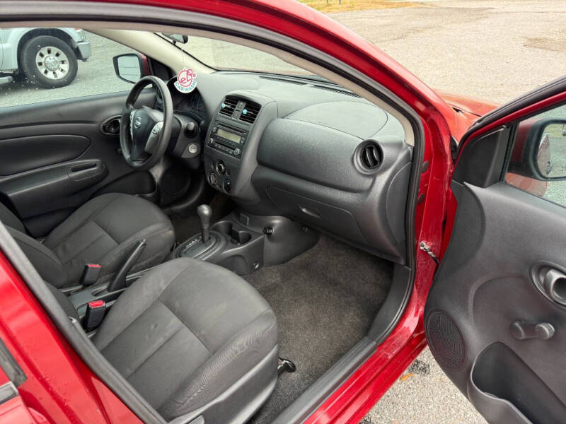 2017 Nissan Versa 1.6 S