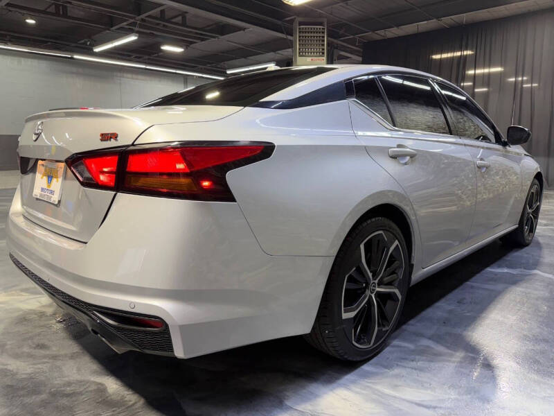 2024 Nissan Altima 2.5 SR