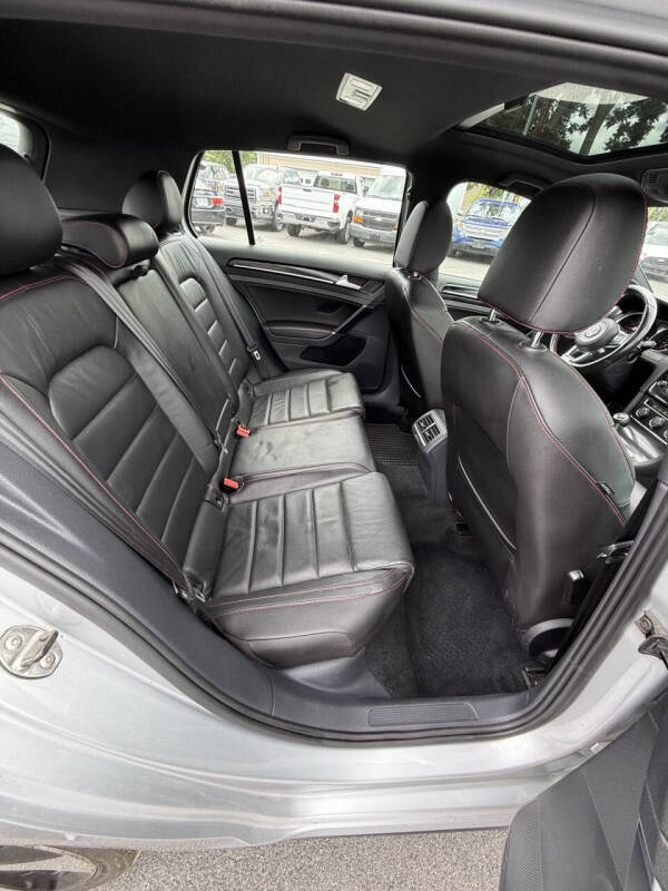 2016 Volkswagen Golf GTI Autobahn