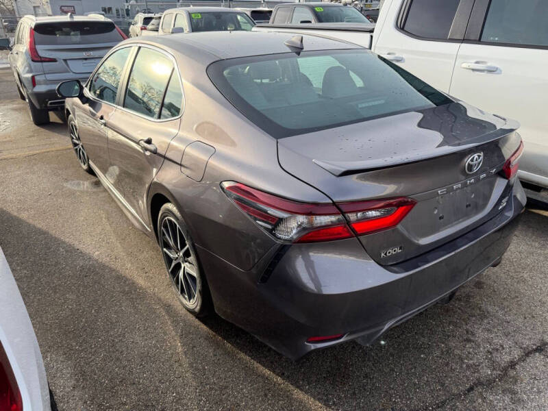 2023 Toyota Camry SE