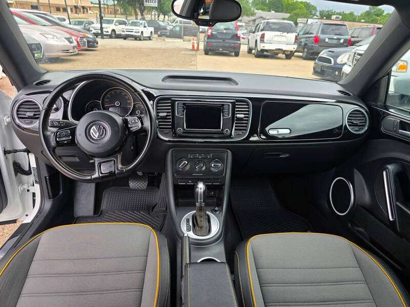 2016 Volkswagen Beetle 1.8T Dune
