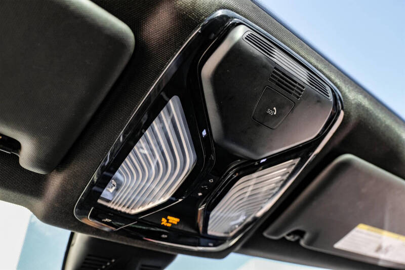 2022 BMW 3 Series 330i