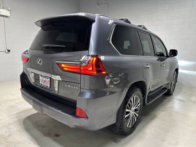 2016 Lexus LX 570