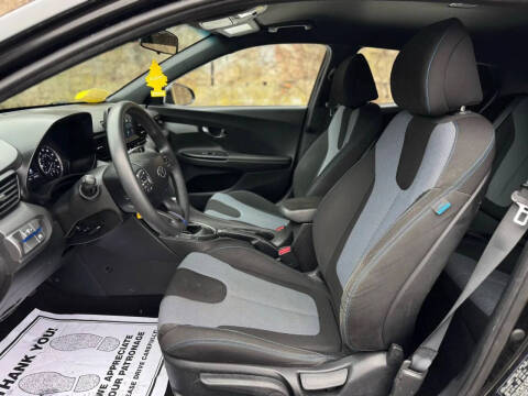 2019 Hyundai Veloster