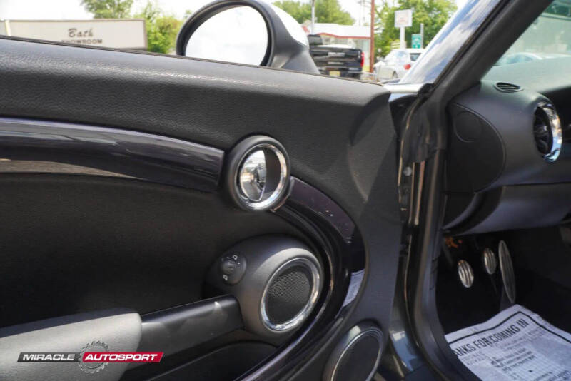 2011 MINI Cooper John Cooper Works