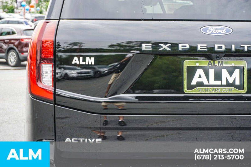 2025 Ford Expedition Active