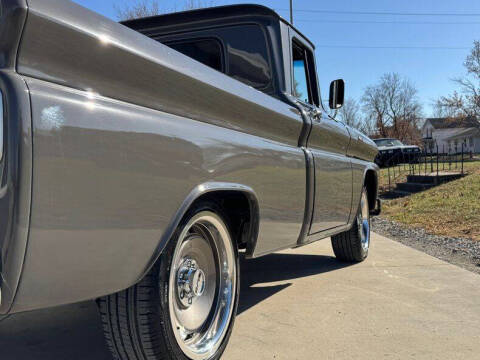 1961 Chevrolet Apache