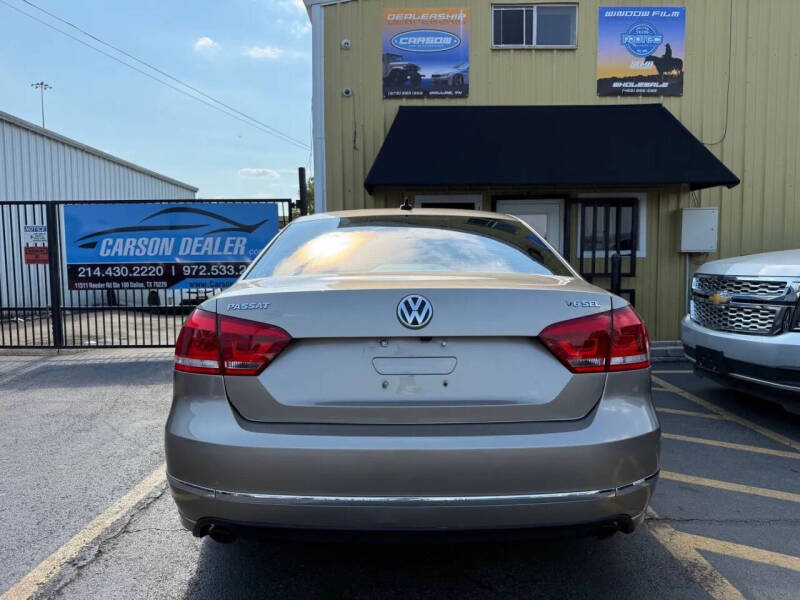 2015 Volkswagen Passat 3.6L V6 SEL Premium