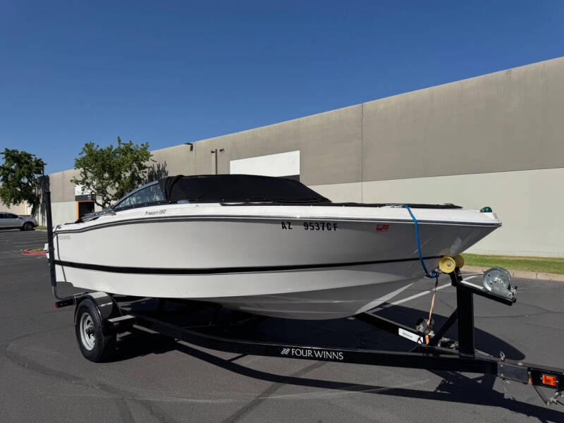 2017 Four Winns 190 Freedom