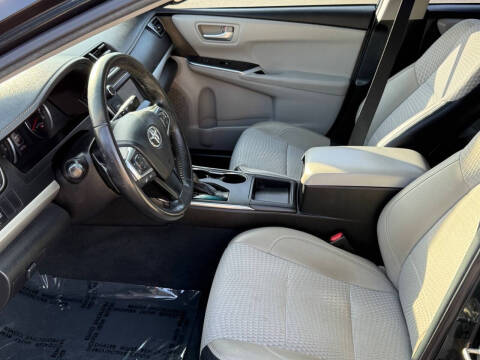2015 Toyota Camry SE