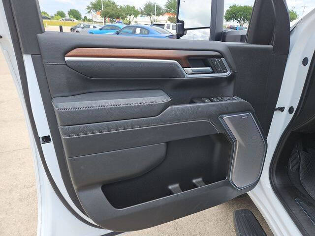 2025 GMC Sierra 2500HD