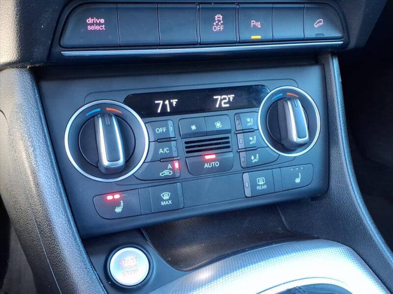 2016 Audi Q3 2.0T quattro Premium Plus