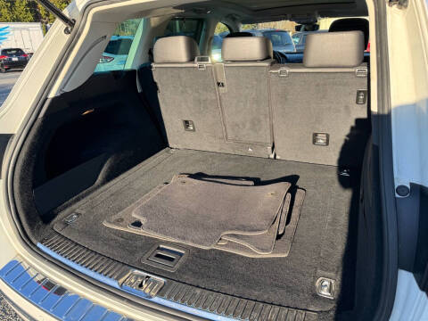 2017 Volkswagen Touareg V6 Executive