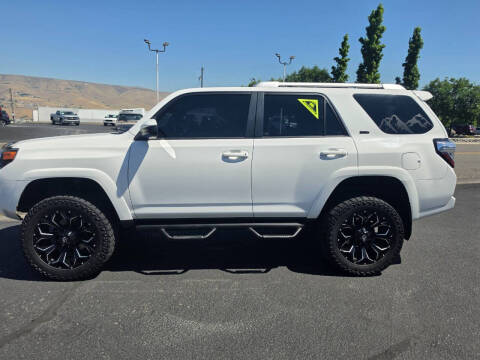 2017 Toyota 4Runner SR5
