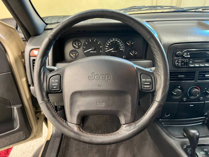 1999 Jeep Grand Cherokee Laredo